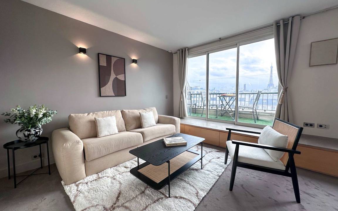 Faubourg-du-Roule Apartment | 28 m² Studio flat ∙ 3 guests