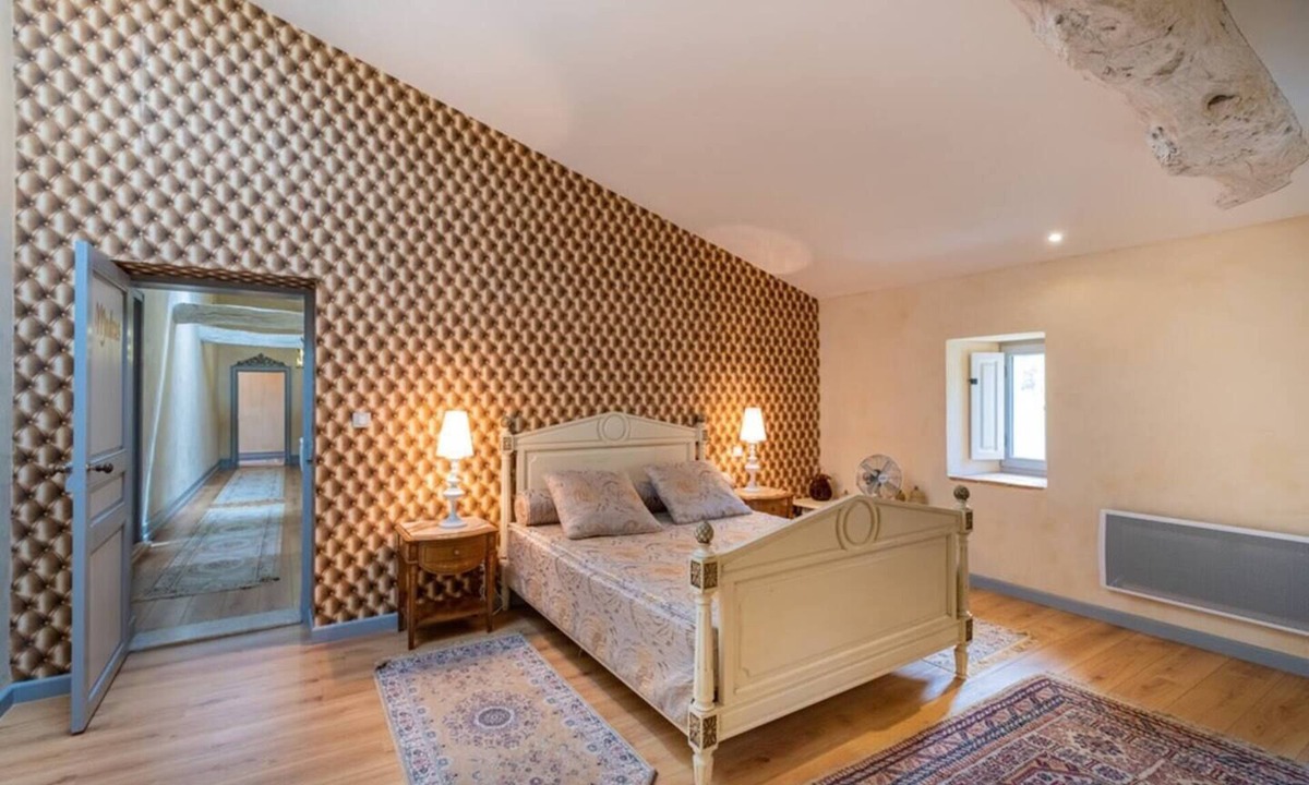 Saint-Pey-de-Castets Other | 280 years of existence!