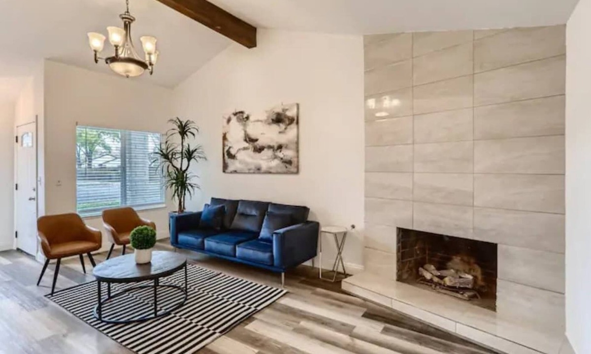 Citrus Heights House | 2B/2BA Chic & Modern Gem near Downtown