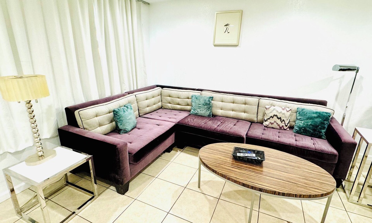 Beverly Green Apartment | 2BApartment,LasVegas,Strip,Pet-friendly,Lvcc,SALE,BestSpot,best