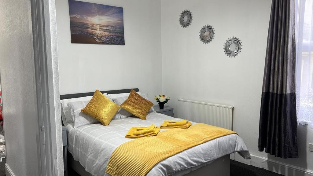 South Shore Apartment | 2BD Apartment