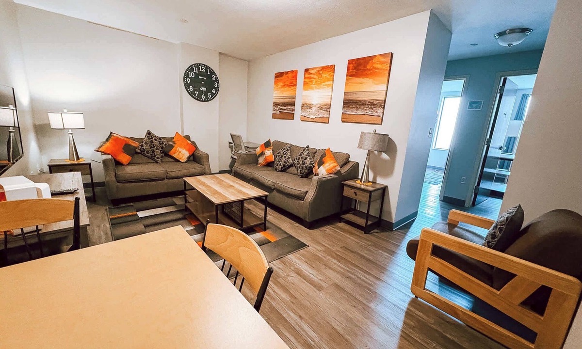 Downtown Pittsburgh Apartment | 2BR 2BA Downtown Apt | Water + City Views