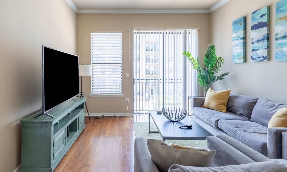 Cityplace Apartment | 2BR/2BA Executive Suite With Pool, Gym & Fast WiFI