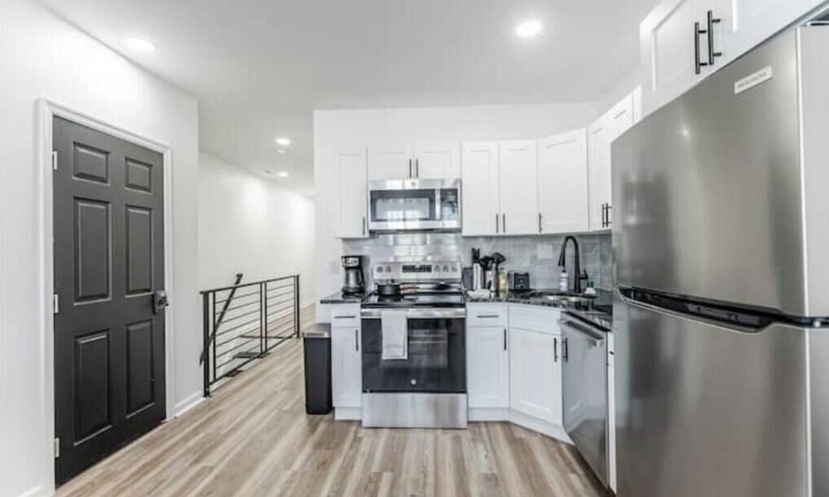 West Philadelphia Apartment | 2BR/2BA Getaway – for Traveling Professionals