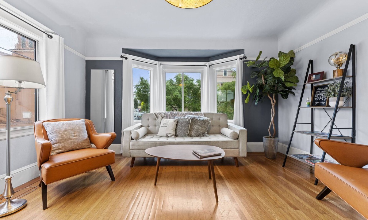 Sunnyside House | 2BR/2Baths Spacious and Clean