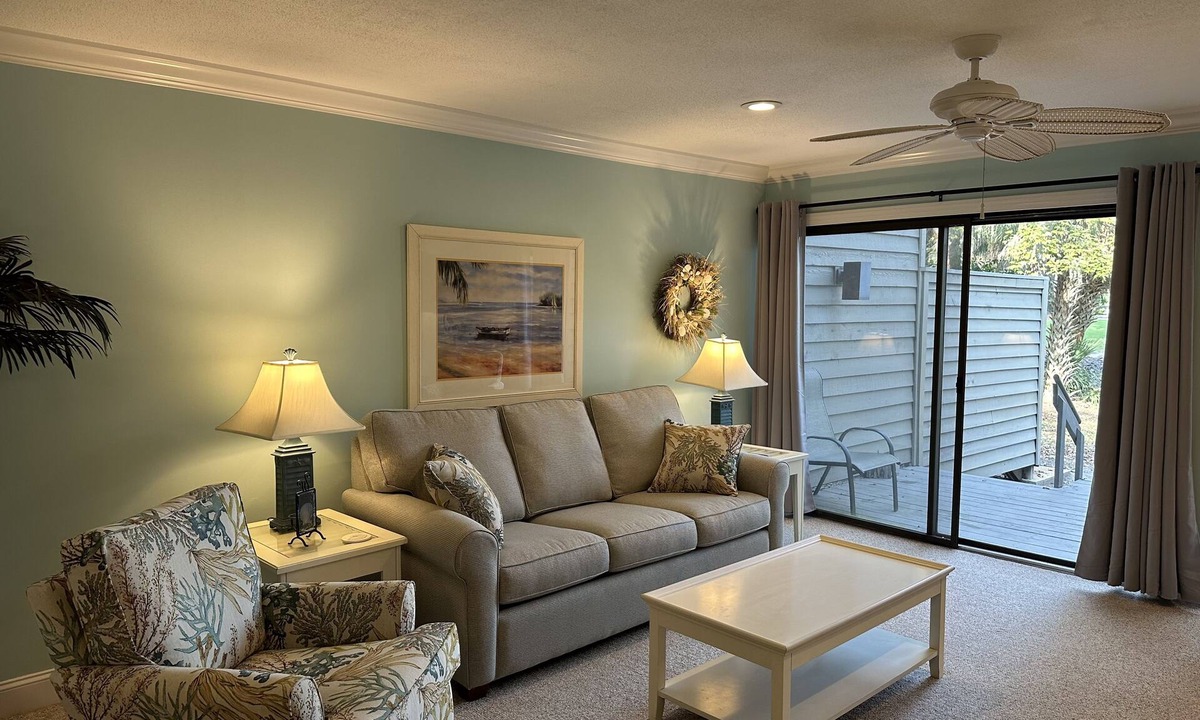 Shipyard Plantation House | 2BR 5 Star Value Wifi Closest to Beach 114 The Greens Keyless entry