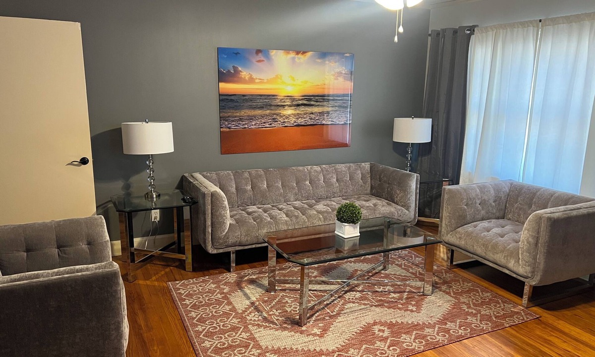 Albany House | 2br Albany Oasis