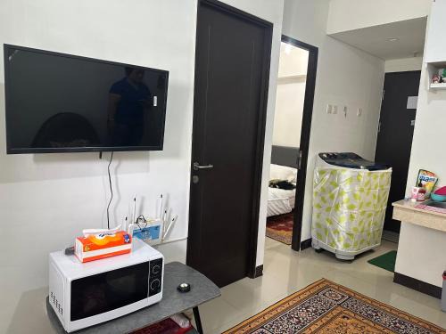 Bekasi Barat Apartment | 2BR Apartemen Sentra Timur Jakarta -Full Furnished & WIFI