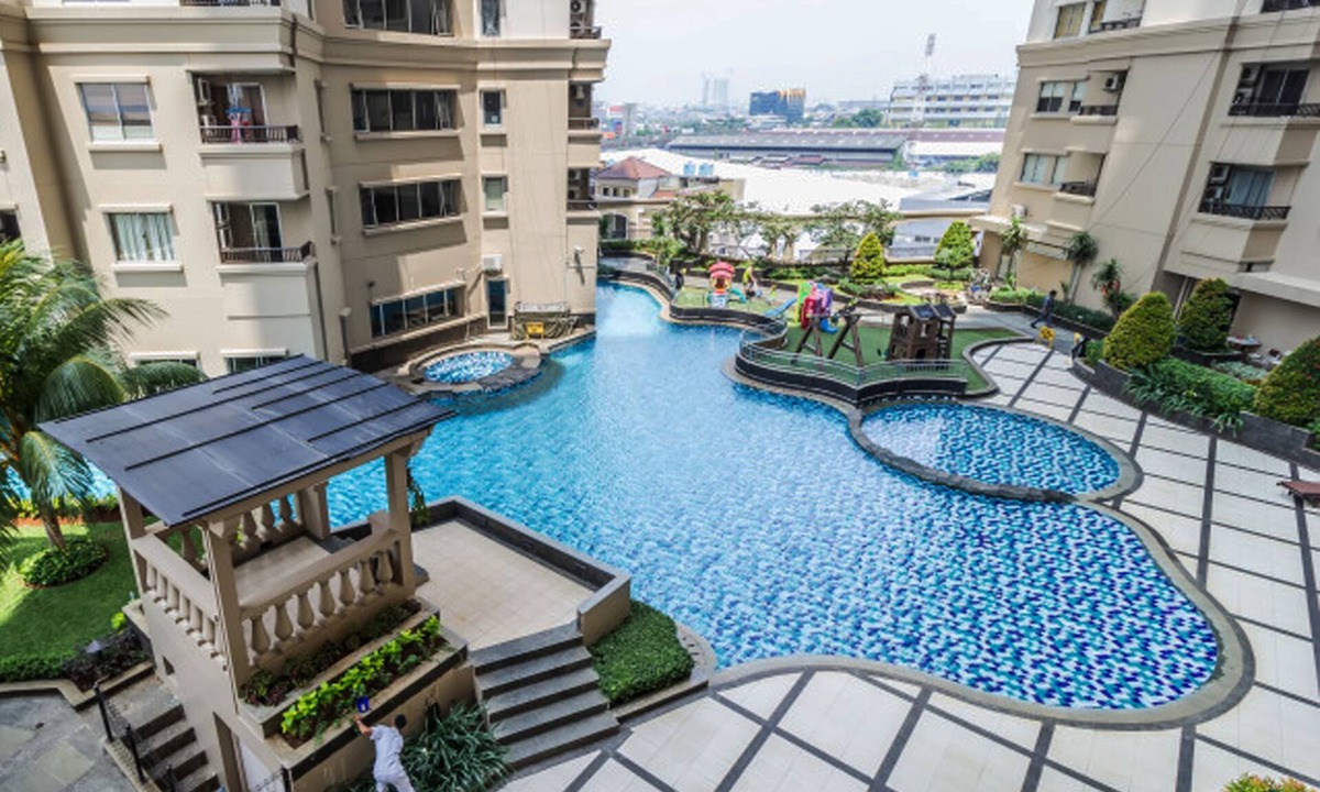 Old Jakarta Apartment | 2BR Apartment with City View at Mediterania Marina Residences