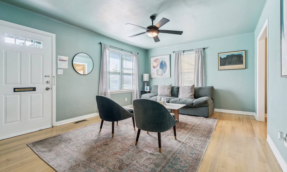 Midwest City Apartment | 2BR Apt | 5 min to Rose State College | Kitchen, Wi-Fi, Free Parking #L1