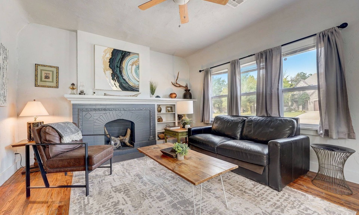 Central Oklahoma City Apartment | 2BR Apt Near St. Anthony Hospital Kitchen, Wi-Fi, Free Parking #31