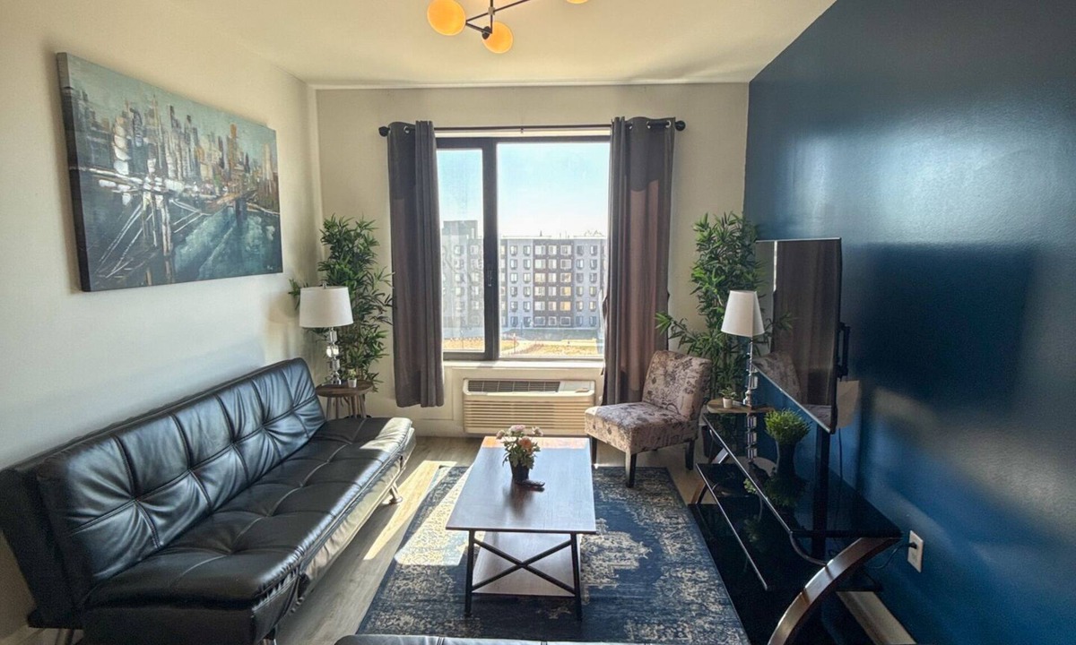 Elizabeth Apartment | 2BR apt next to EWR 3529