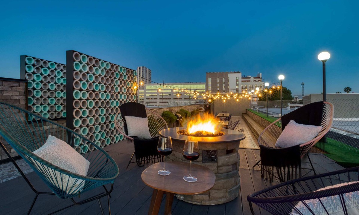 Centro Apartment | 2BR Apt w/Balcony: Gym, Rooftop+Fire Pit, Lounge/Games