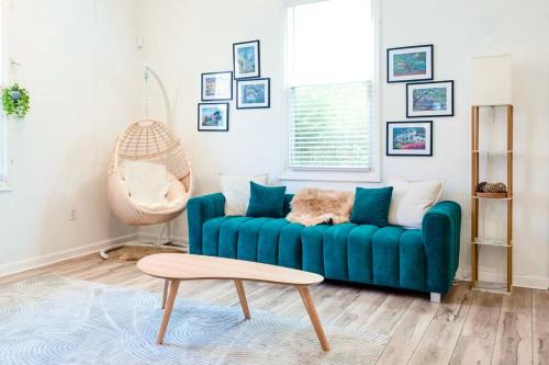 Thunderbolt Apartment | 2BR Boho Chic Duplex, Savannah - Near Tybee Island!