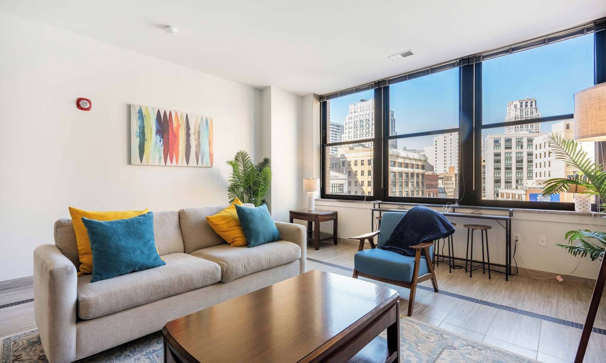 Downtown Detroit Apartment | 2BR Downtown Luxury Getaway