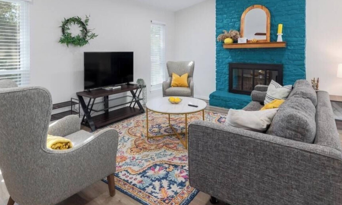 Barrington Oaks House | 2BR Ensuite | Near UT & The Domain