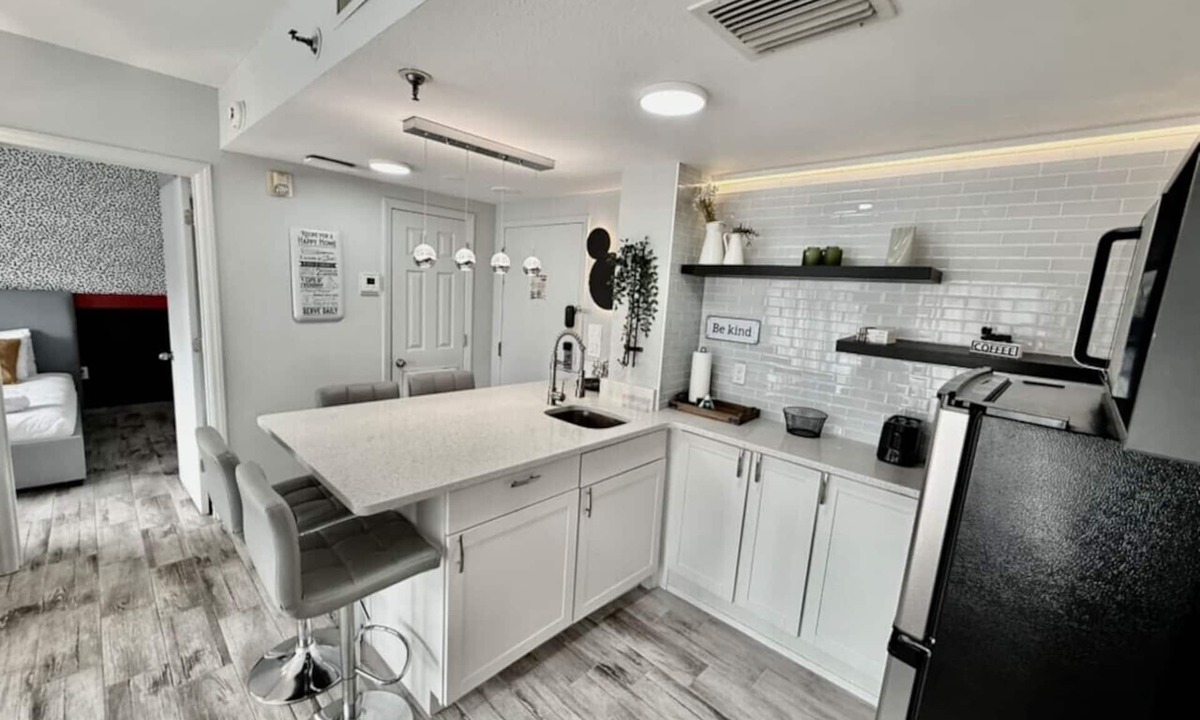 Southwest Orlando Apartment | 2BR | Free Resort Access | Minutes to Parks