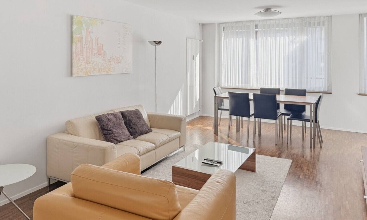 Seefeld Apartment | 2BR near lake (Flower 23)