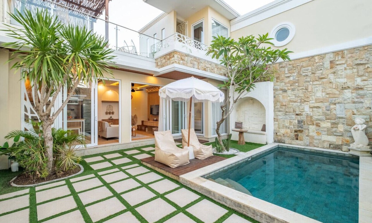 Tumbak Bayuh Villa | 2BR Private Pool Villa Dove By Orivista