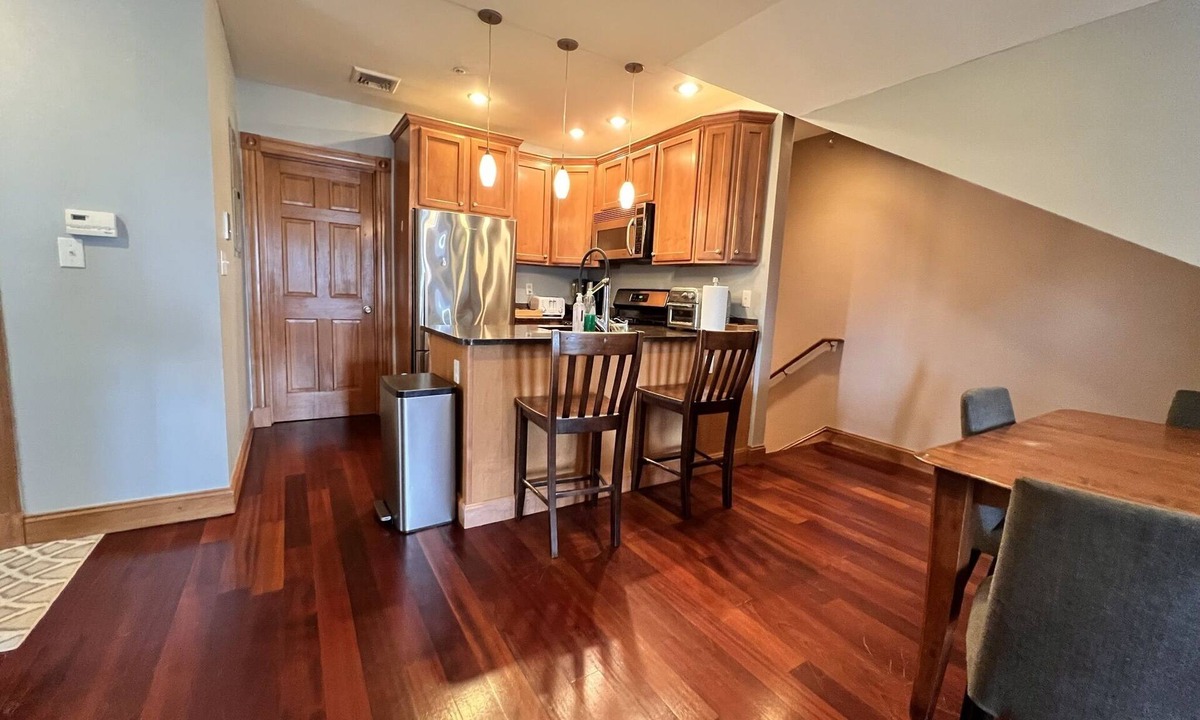 Central Square Condo | 2BR Top Floor PH Apt w/Private RoofDeck in Central Sq, minutes to Harvard&MIT