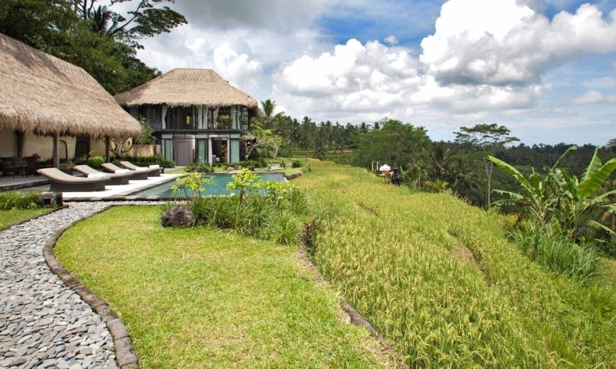 Keliki Villa | 2BR VILLA NEAR UBUD EXOTIC NATURE HOLIDAYS