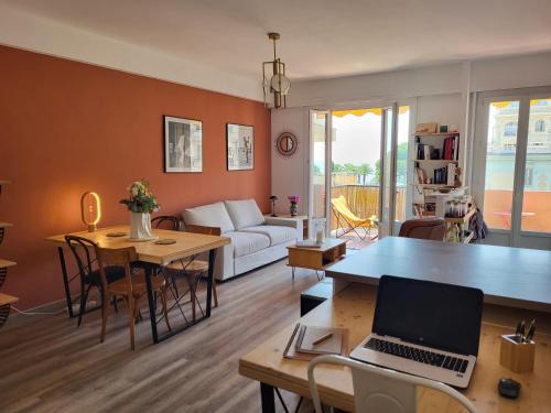 Les Baumettes Apartment | 2P cosy avec terrasse, vue mer & plages à pied