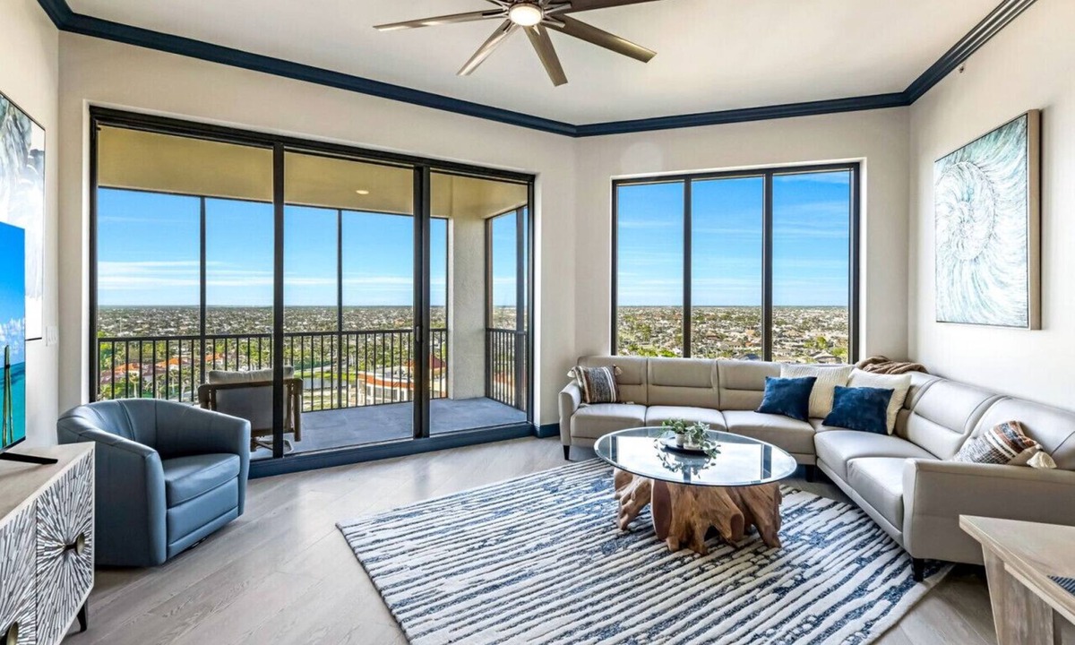 Cape Harbour Condo | 3/2 Cape Harbour Marina View Condo