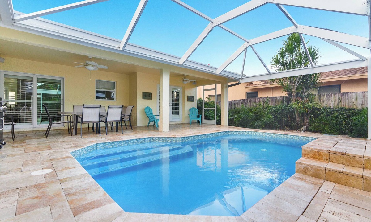 Dania Beach House | 3/2 Covered Heated Pool-Pool Table-Very Private