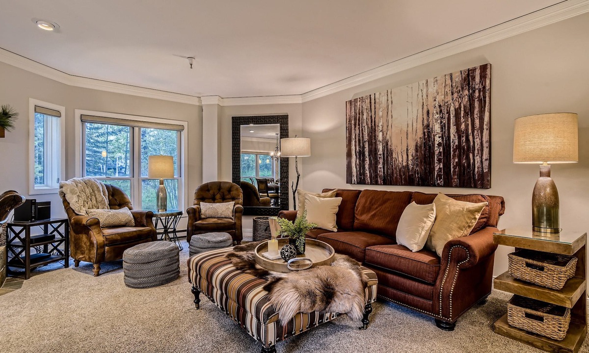 Peak 9 Condo | 3/29 -4/4 Avail SKI In/Out FAMILY FAVORITE Peak 9 Qk Silver Lift Hot tubs + Pool