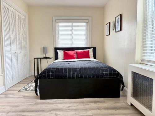 Getty Square House | 3-A Diamond in Yonkers, NY