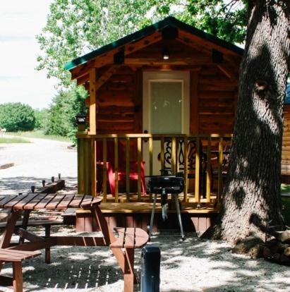 Neal House | #3 - Amish Built Log Cabin Fishing Hunting Camping