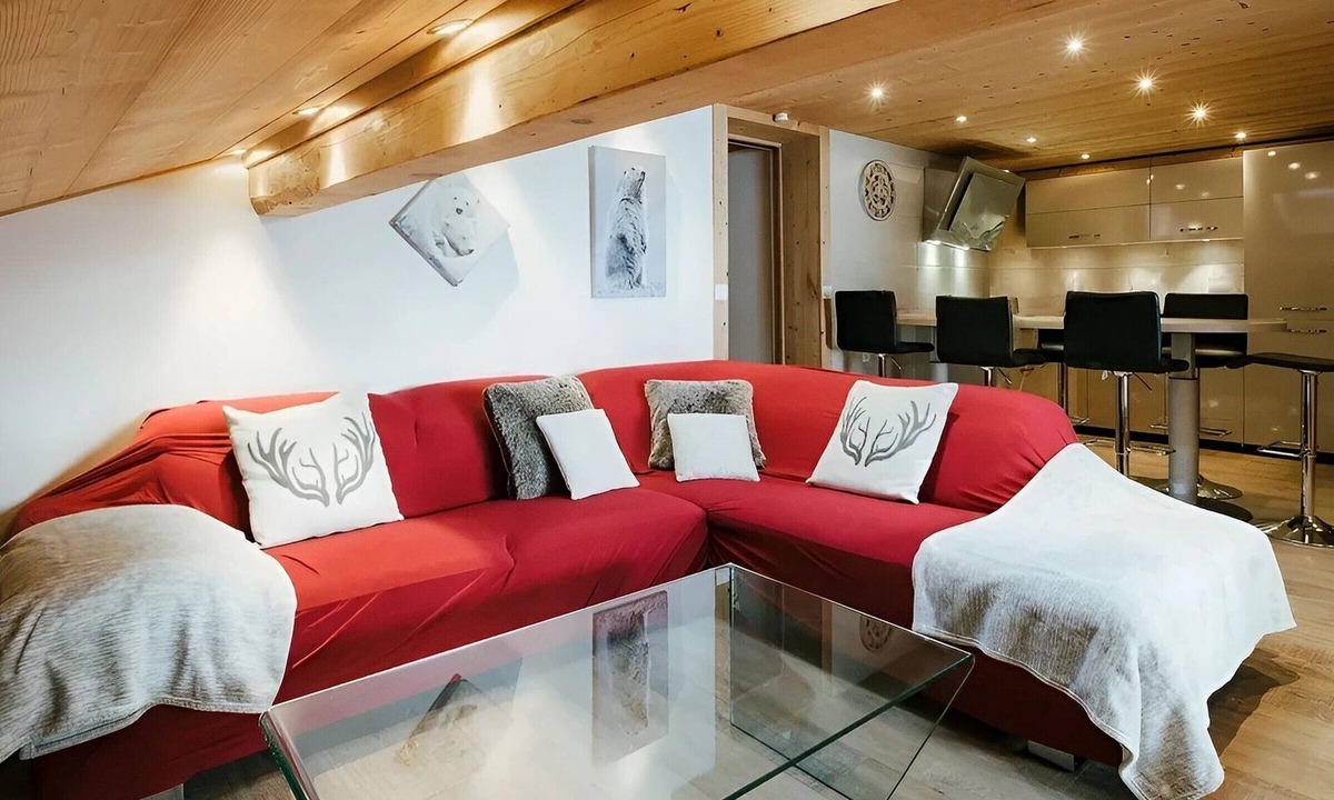 La Clusaz Apartment | 3* Apartment, close to slopes, cozy, WIFI, parking