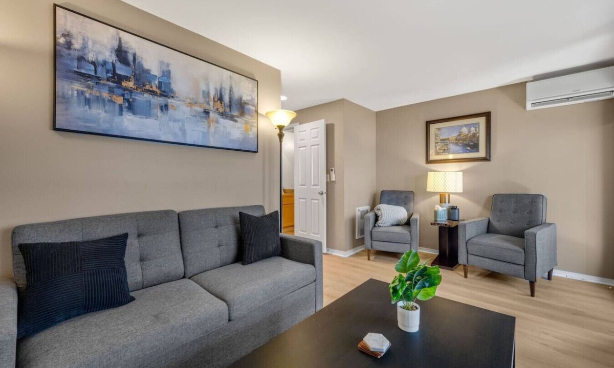 Fremont Villa | 3 Bed, 2.5 Bath Fremont Escape: Hot Tub, BBQ