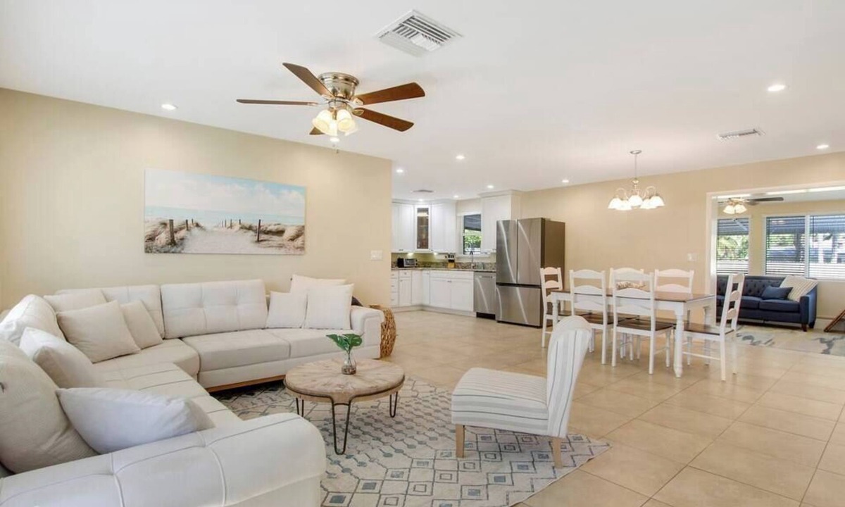 North Palm Beach House | 3 Bed, 2 Bath - North Palm Beach!