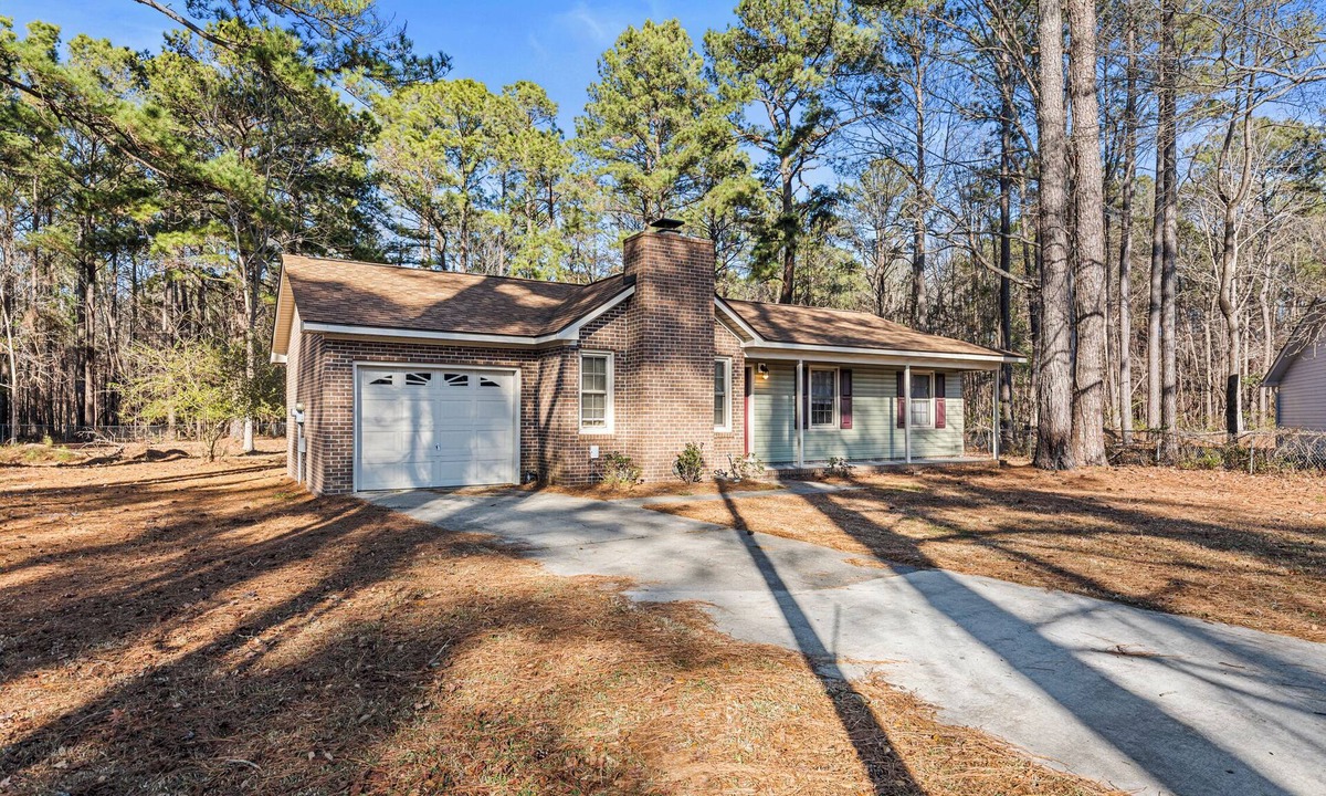 Piney Green House | 3 bed, 2 bathrooms