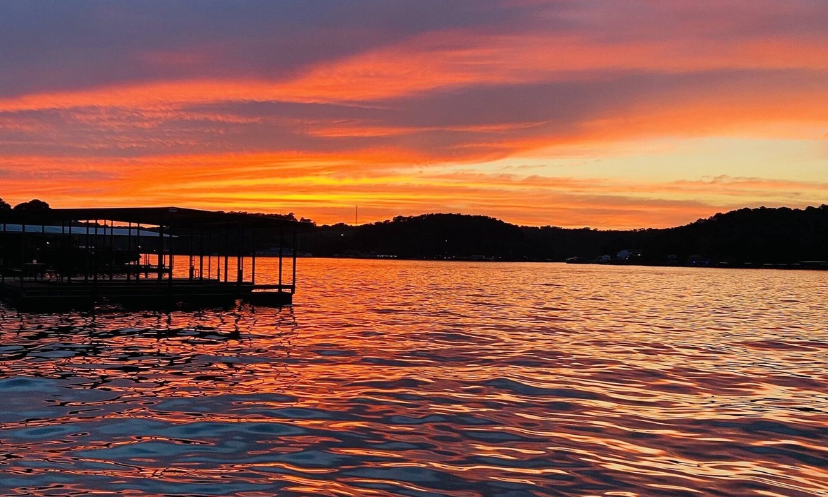 Camdenton House | 3 Bed/3 Bath - Lakefront w/private dock