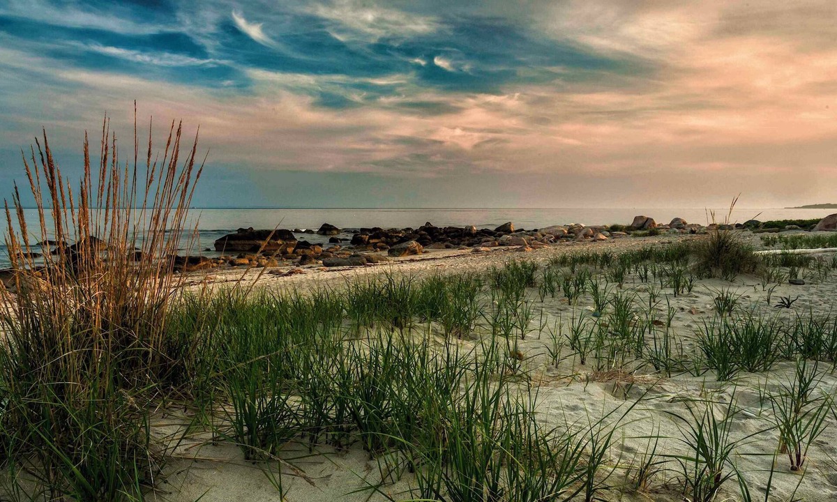 Charlestown House | 3 bed/3 bath Summer & Sept-May Rental