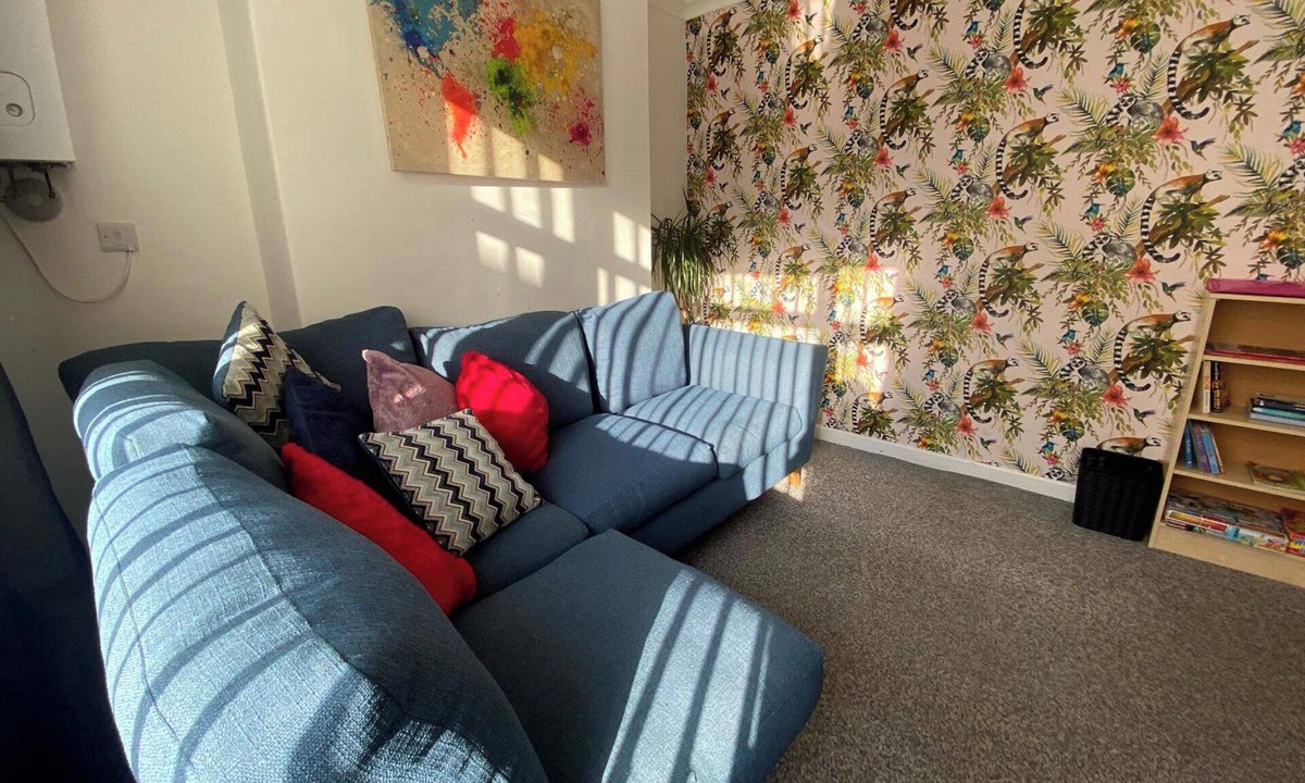 Darlington House | 3 Bed House - Sleeps 5 - Wifi, Parking