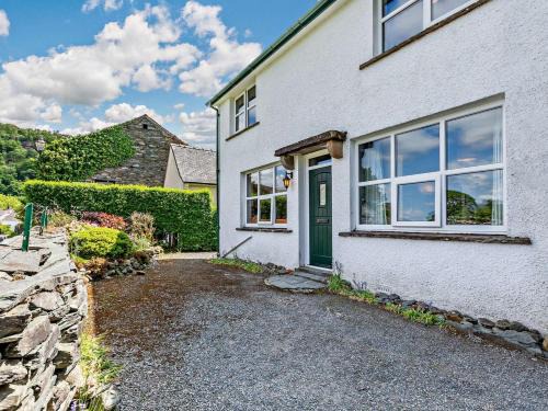 Borrowdale House | 3 Bed in Borrowdale SZ148