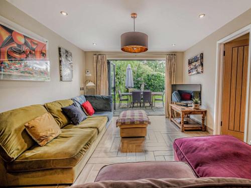 New Forest District House | 3 Bed in Brockenhurst oc-55301