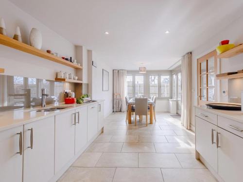 Burnham Deepdale House | 3 Bed in Burnham Deepdale KT045