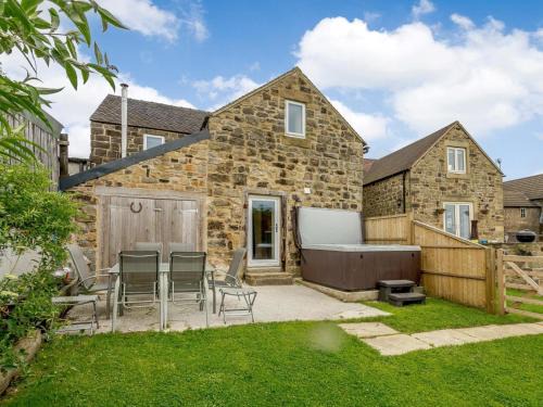 Crich House | 3 Bed in Crich 78717