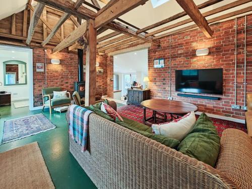 Edenbridge House | 3 Bed in Edenbridge oc-o34127