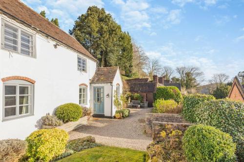 Ironbridge House | 3 Bed in Ironbridge oc-b30427