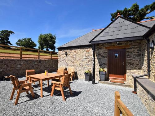 Launceston House | 3 Bed in Launceston oc-57287