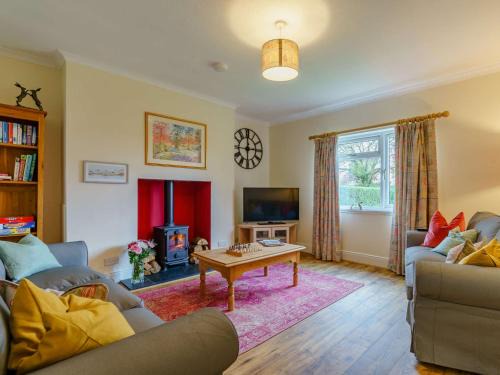 Murthly House | 3 Bed in Rattray 90111