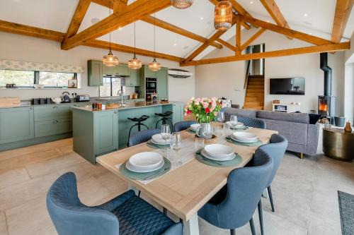 Mabe House | 3 Bed in Wendron oc-w29093