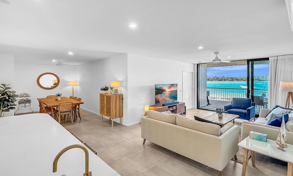 Batemans Bay Apartment | 3-Bed: Riverfront Alfresco Dining & Rooftop Pool
