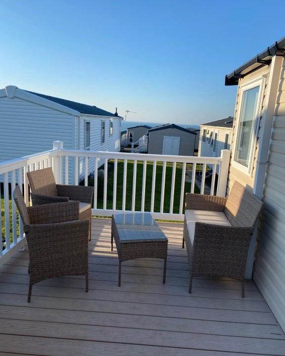 New Quay Resort | 3 bed sea view caravan