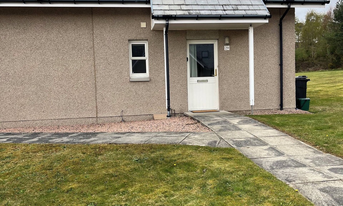 Inchmarlo House | 3 bed villa Inchmarlo, Deeside